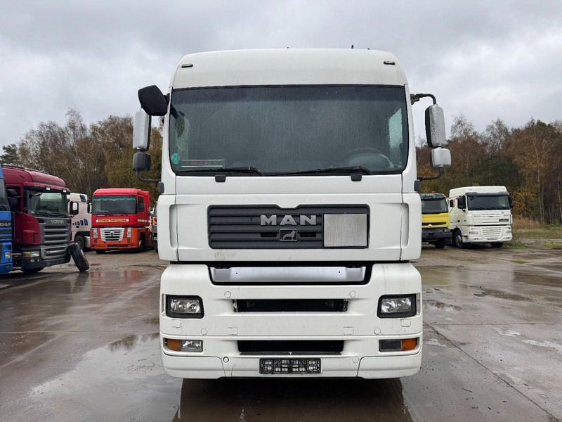 MAN TGA 18.440 (MANUAL GEARBOX / BOITE MANUELLE) - Tractor unit: picture 2 MAN TGA 18.440 (MANUAL GEARBOX / BOITE MANUELLE) - Tractor unit: picture 2