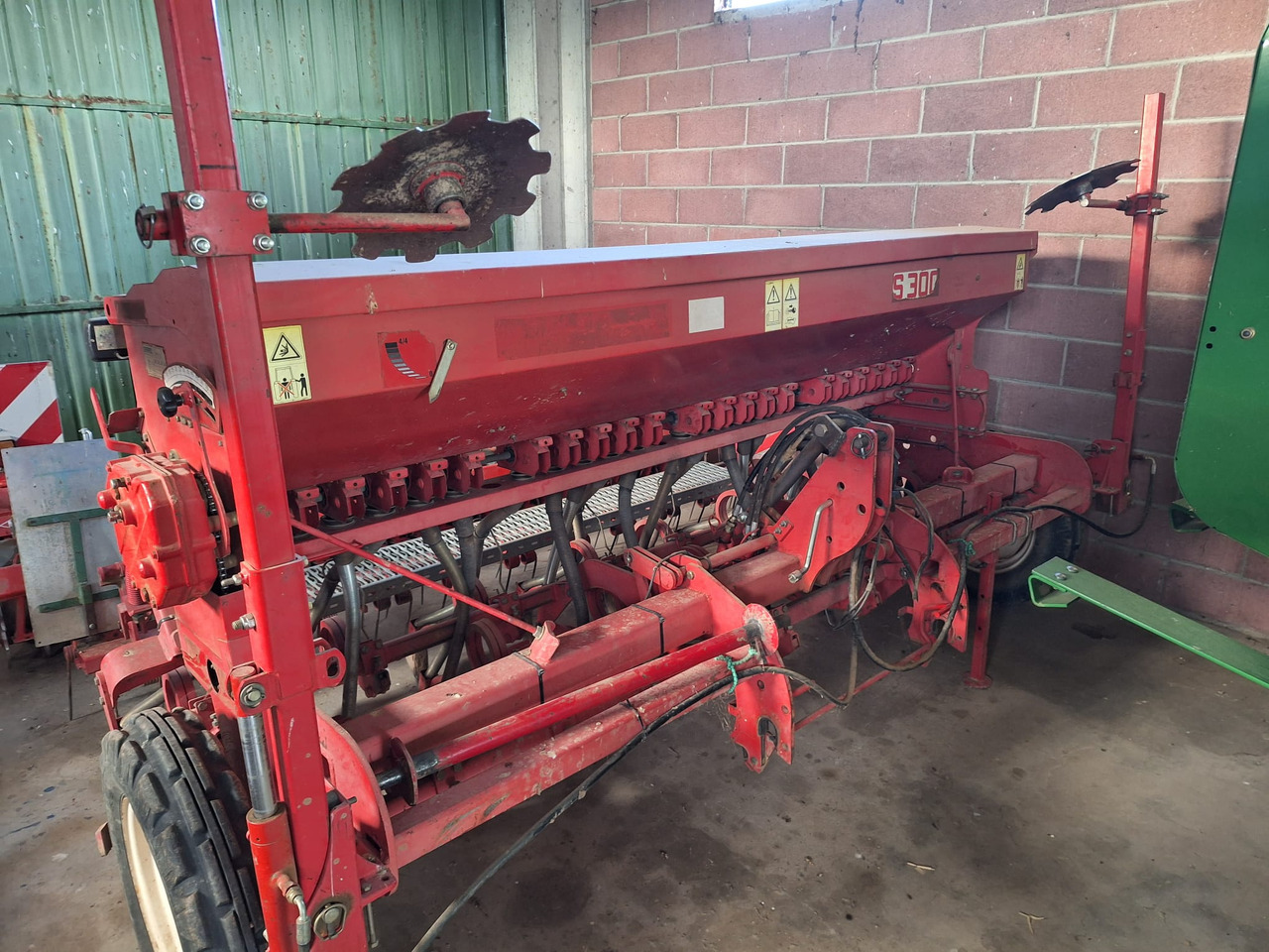 GASPARDO SEMINATRICE S300 - Seed drill: picture 1 GASPARDO SEMINATRICE S300 - Seed drill: picture 1