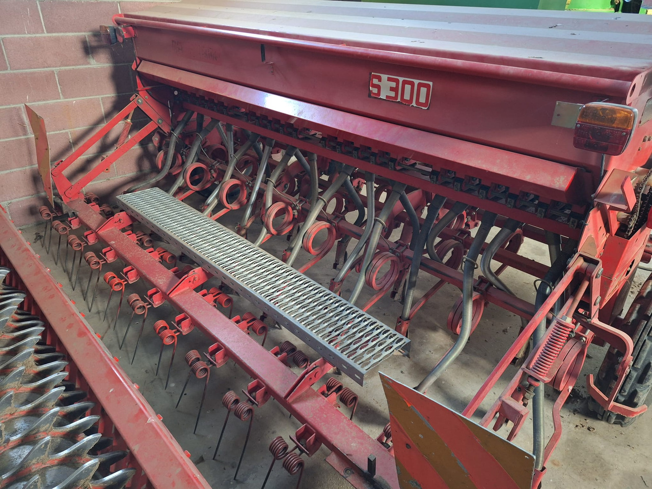 GASPARDO SEMINATRICE S300 - Seed drill: picture 2 GASPARDO SEMINATRICE S300 - Seed drill: picture 2