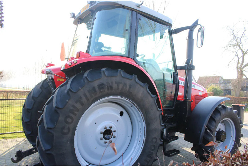 Massey Ferguson 5460 - Farm tractor: picture 4 Massey Ferguson 5460 - Farm tractor: picture 4