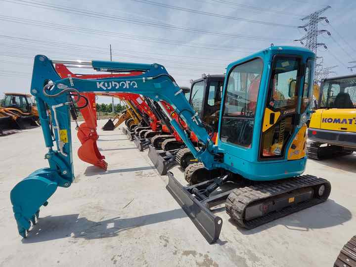 2Ton Used Micro Excavator High Quality Second-hand Diggers Used Excavators Kubota U25 Excavator for Sale - Mini excavator: picture 4 2Ton Used Micro Excavator High Quality Second-hand Diggers Used Excavators Kubota U25 Excavator for Sale - Mini excavator: picture 4