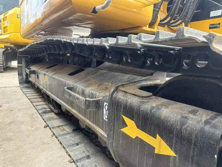 95% New Well Maintained Low Working Hours Used Excavator CAT320D CAT320d Used Excavator for Sale at the Lowest Price - Crawler excavator: picture 5 95% New Well Maintained Low Working Hours Used Excavator CAT320D CAT320d Used Excavator for Sale at the Lowest Price - Crawler excavator: picture 5