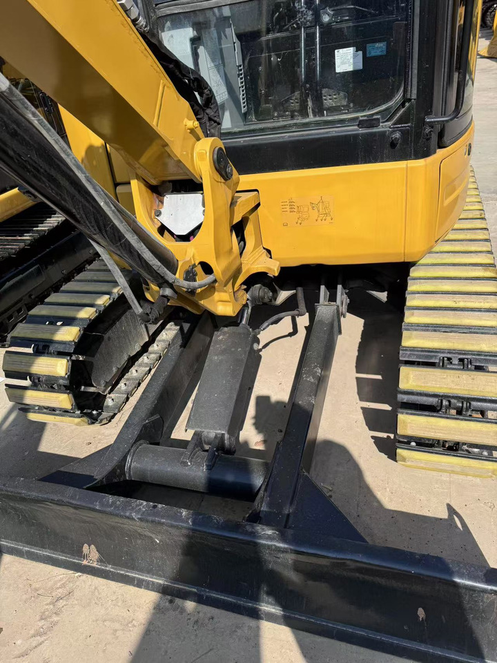 CATERPILLAR 303.5E - Mini excavator: picture 3 CATERPILLAR 303.5E - Mini excavator: picture 3