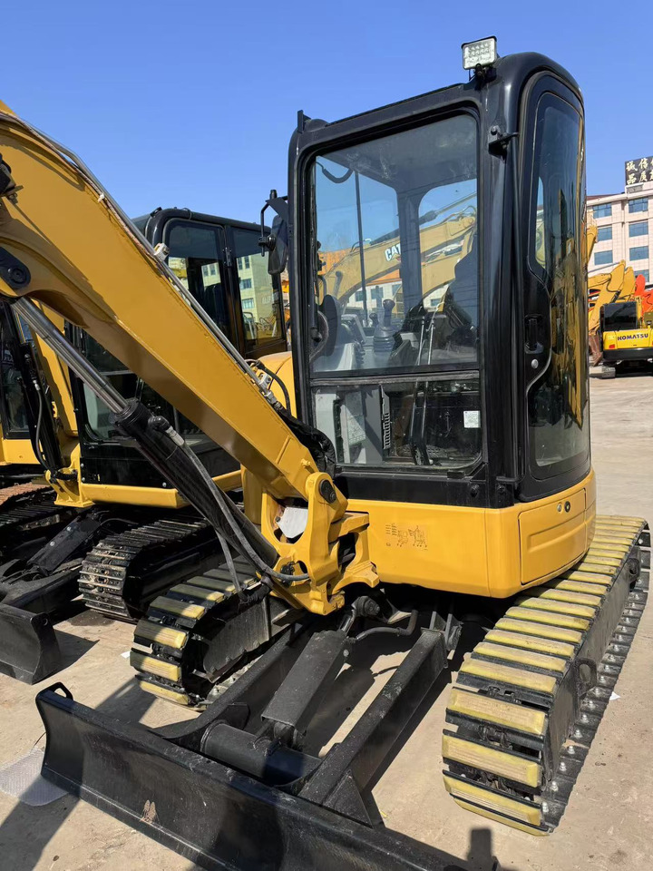 CATERPILLAR 303.5e - Mini excavator: picture 2 CATERPILLAR 303.5e - Mini excavator: picture 2