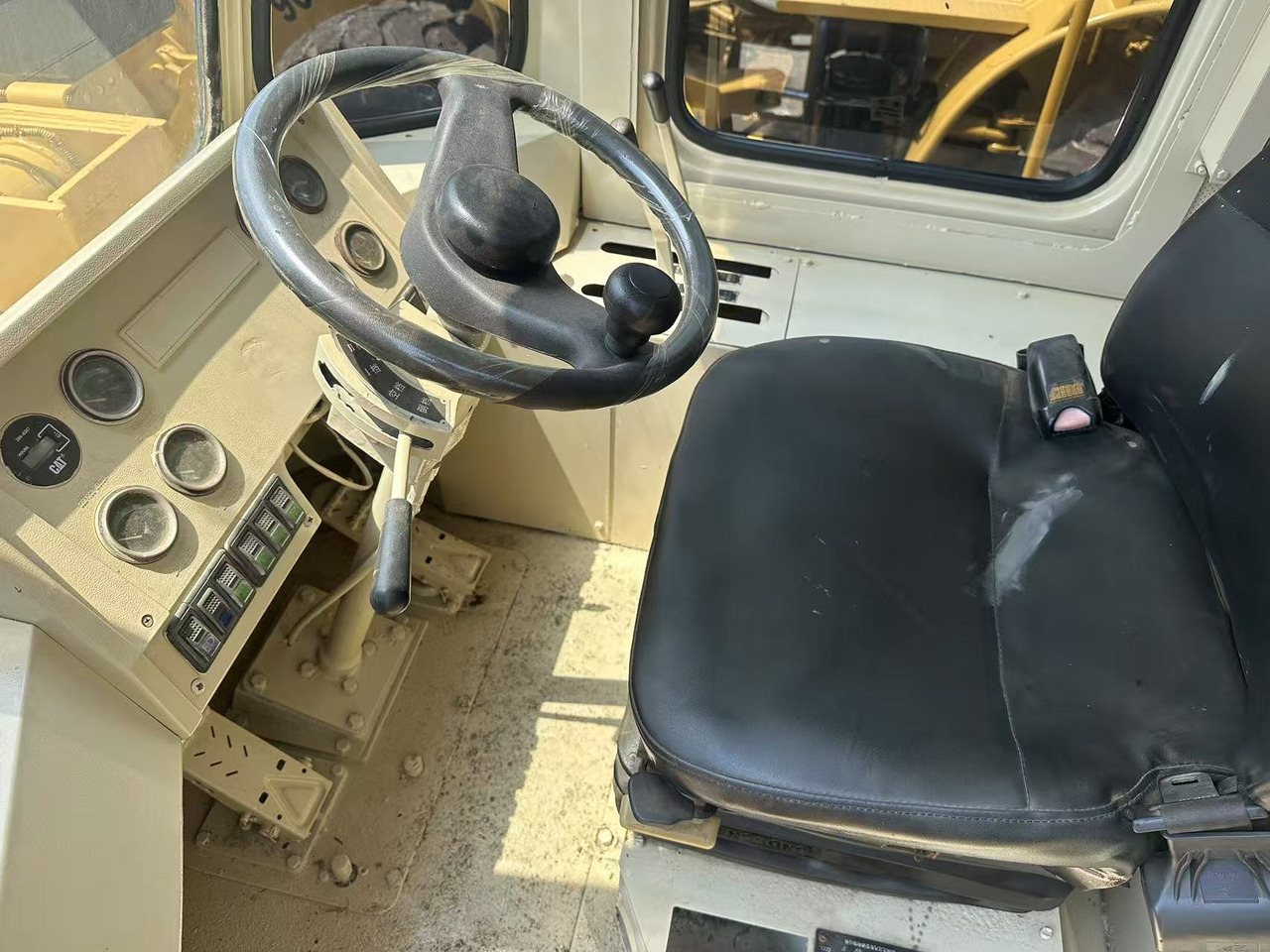 Wheel loader CATERPILLAR 966f [ Copy ] [ Copy ] [ Copy ] [ Copy ] [ Copy ] [ Copy ] [ Copy ] [ Copy ]: picture 7