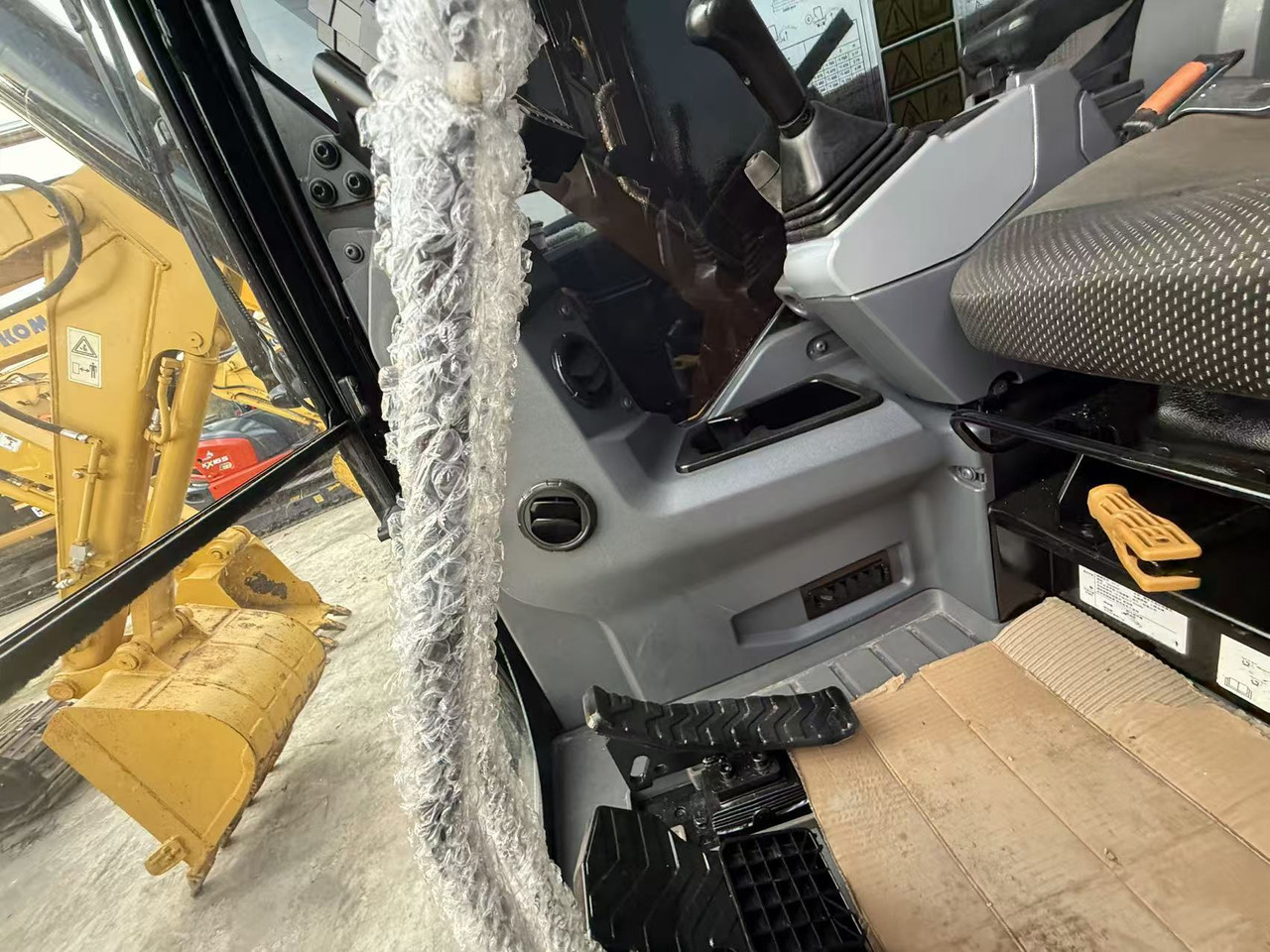 Mini excavator CATERPILLAR Used Cat 307 .5e2 excavator, construction machinery excavator, used Cat 307 excavator at a cheap price.: picture 22