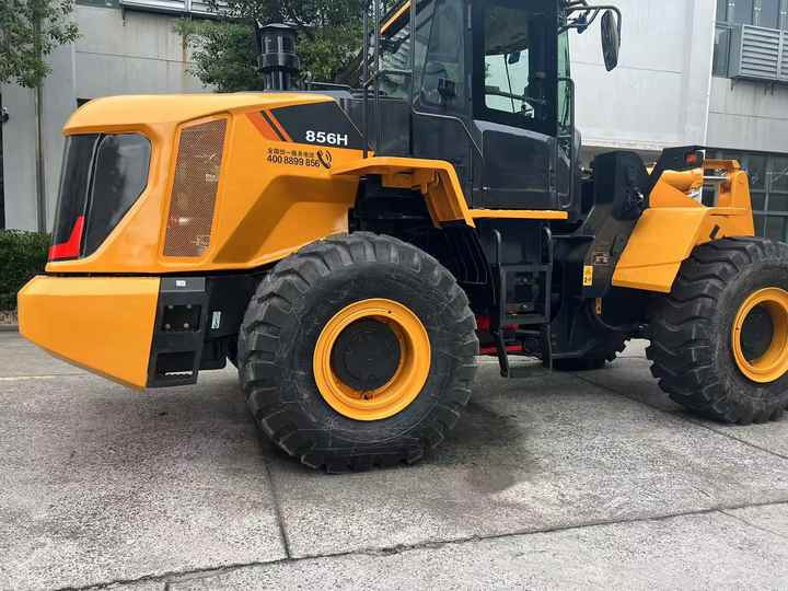 China Brand Liugong Wheel Loader Second Hand Front Loader CLG 856H 835 836 856 856h Used 5tons Liugong for Sale - Wheel loader: picture 2 China Brand Liugong Wheel Loader Second Hand Front Loader CLG 856H 835 836 856 856h Used 5tons Liugong for Sale - Wheel loader: picture 2
