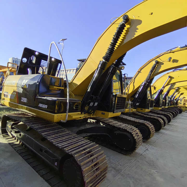 Excellent Performance Second-hand Caterpillar 320d2 Hydraulic 20ton Excavator Cat320D2: Good Condition, Low Price for Sale - Crawler excavator: picture 1 Excellent Performance Second-hand Caterpillar 320d2 Hydraulic 20ton Excavator Cat320D2: Good Condition, Low Price for Sale - Crawler excavator: picture 1