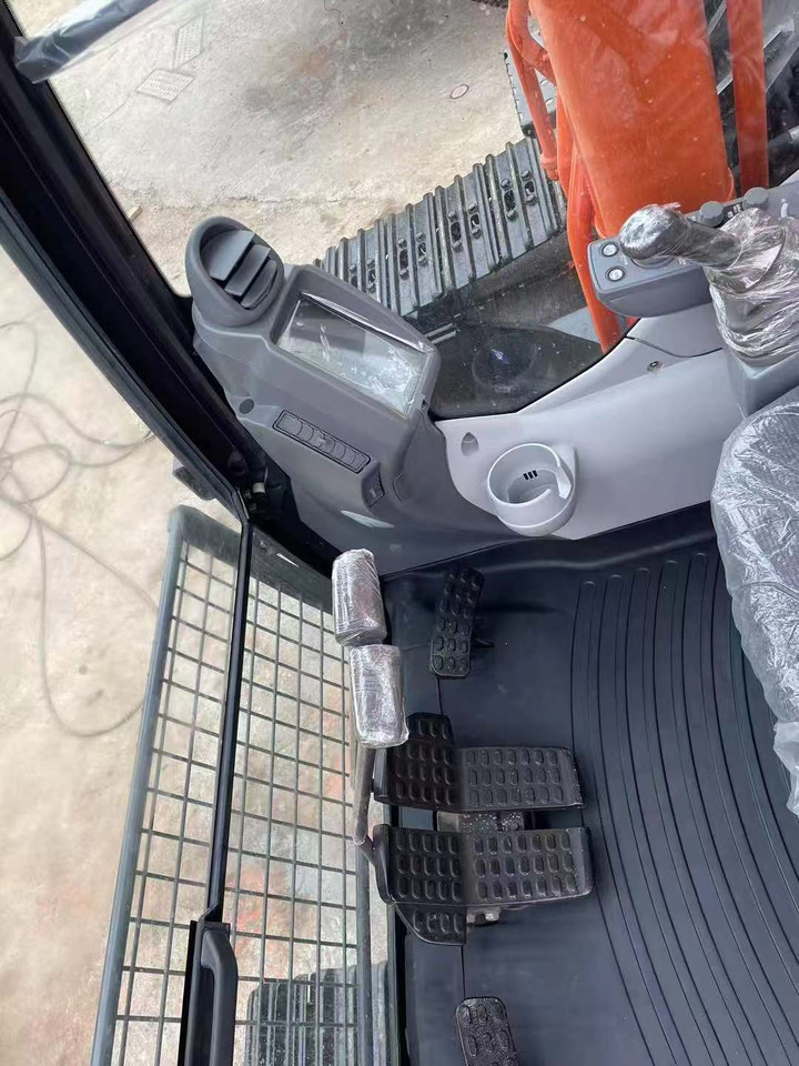 Crawler excavator HITACHI 350-5g: picture 9