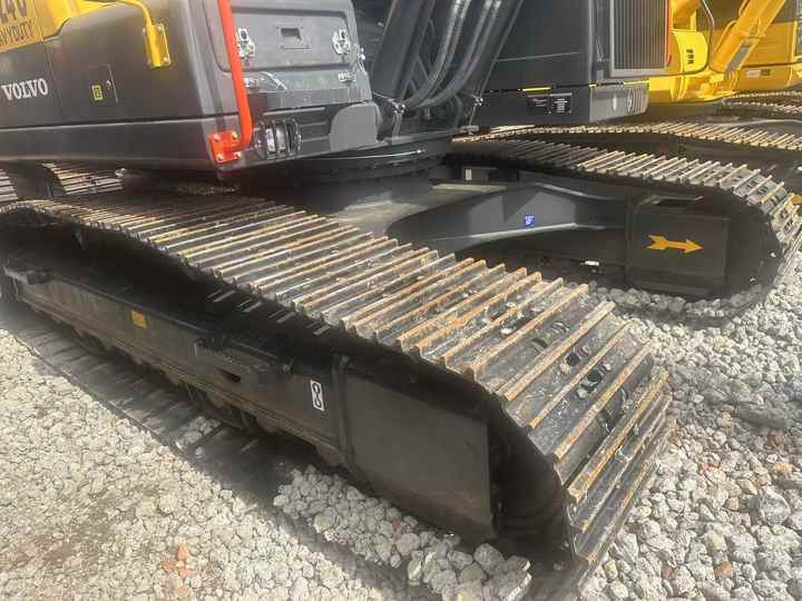 High Quality volvo EC240 Construction Machinery Low Hours 21ton Used volvo Excavator for Sale - Crawler excavator: picture 5 High Quality volvo EC240 Construction Machinery Low Hours 21ton Used volvo Excavator for Sale - Crawler excavator: picture 5