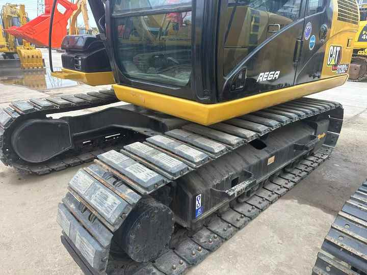 Low Working Time CAT 312D2 Excavator Caterpillar Used 15ton Cat312D2 No Reviews yet - Crawler excavator: picture 4 Low Working Time CAT 312D2 Excavator Caterpillar Used 15ton Cat312D2 No Reviews yet - Crawler excavator: picture 4