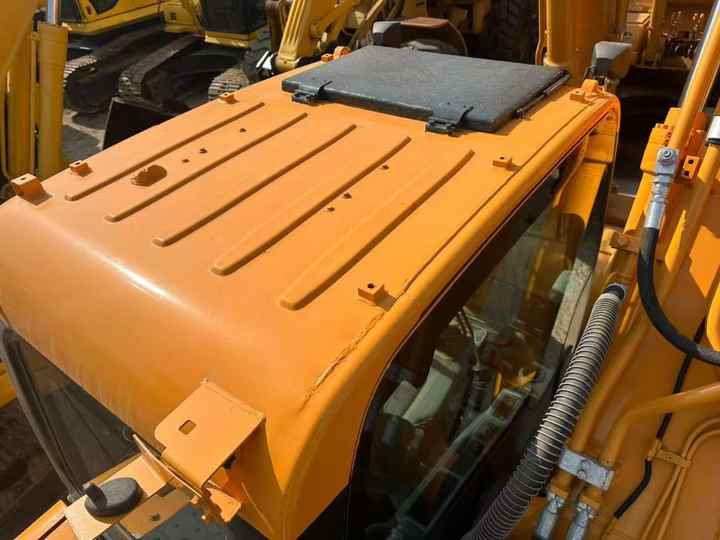 Second Hand Original Korea Brand hyundai 220-9 Excavator for Sale - Crawler excavator: picture 5 Second Hand Original Korea Brand hyundai 220-9 Excavator for Sale - Crawler excavator: picture 5