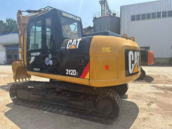 Second-hand Cat 312D2 used cat 312d crawler excavator is for sale with good quality and low price - Excavator: picture 3 Second-hand Cat 312D2 used cat 312d crawler excavator is for sale with good quality and low price - Excavator: picture 3