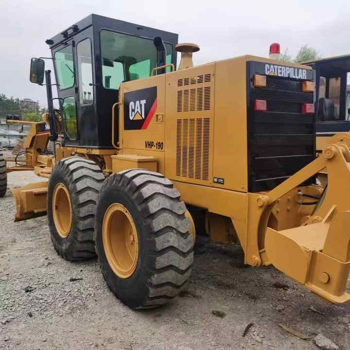 Used CAT 140H Motor Grader From Japan with Excellent Performance Caterpillar 140h in Good Condition for Sale - Grader: picture 3 Used CAT 140H Motor Grader From Japan with Excellent Performance Caterpillar 140h in Good Condition for Sale - Grader: picture 3