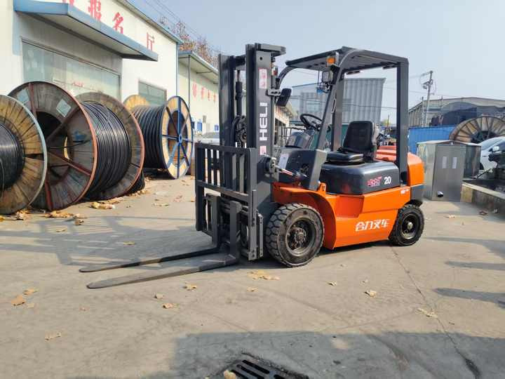 Used China Famous Brand HeLi Brand 2t Forklift for Sale HeLi Brand 2t 3t 5t 7t 10t Forklift Can Provide for You Best Price - Forklift: picture 3 Used China Famous Brand HeLi Brand 2t Forklift for Sale HeLi Brand 2t 3t 5t 7t 10t Forklift Can Provide for You Best Price - Forklift: picture 3