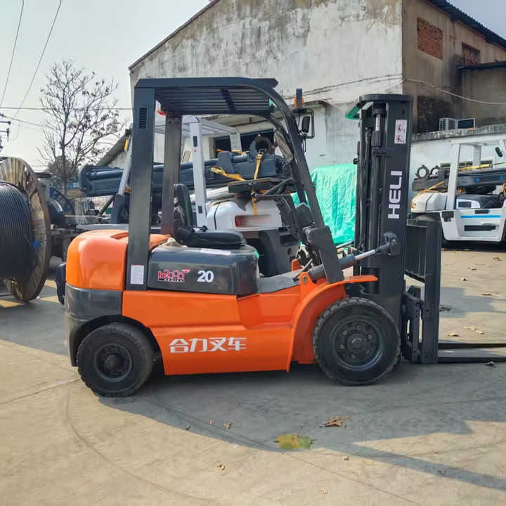 Used China Famous Brand HeLi Brand 2t Forklift for Sale HeLi Brand 2t 3t 5t 7t 10t Forklift Can Provide for You Best Price - Forklift: picture 1 Used China Famous Brand HeLi Brand 2t Forklift for Sale HeLi Brand 2t 3t 5t 7t 10t Forklift Can Provide for You Best Price - Forklift: picture 1