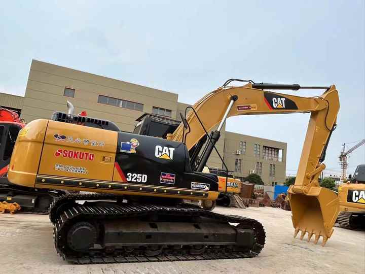 Used Digger CAT 325D Construction Machinery Construction Digger Used CAT 325D Cheap Excavator - Crawler excavator: picture 4 Used Digger CAT 325D Construction Machinery Construction Digger Used CAT 325D Cheap Excavator - Crawler excavator: picture 4