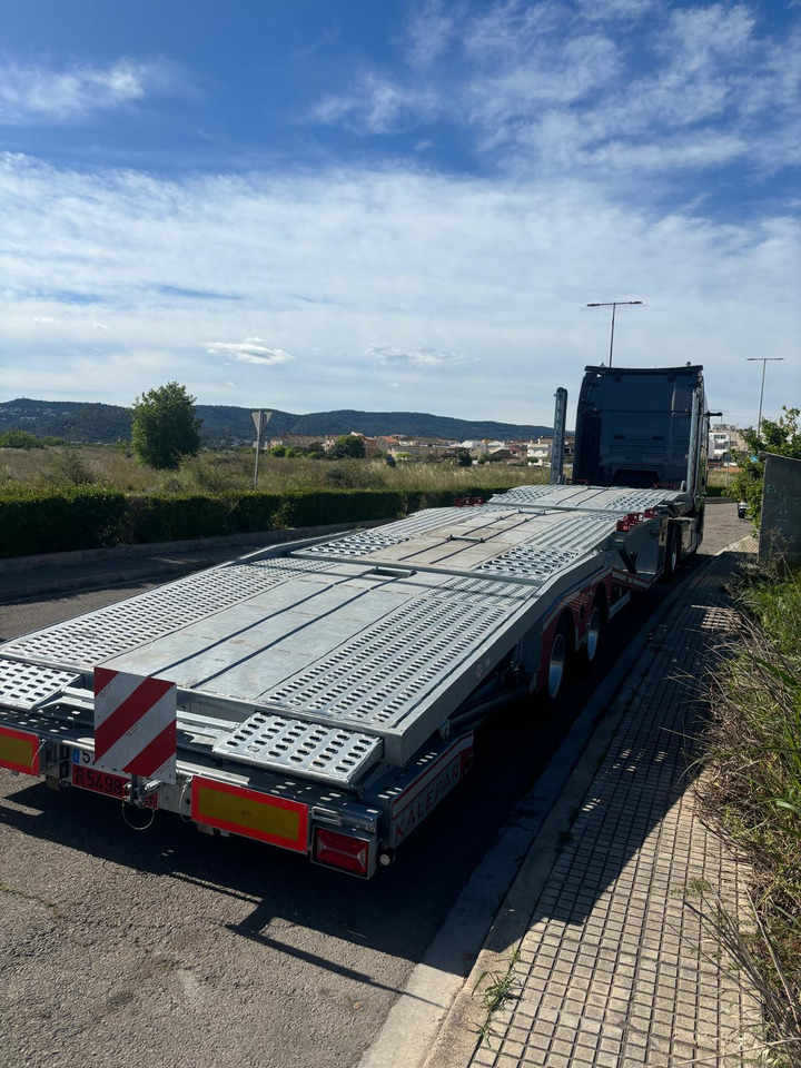 MAN TGX - Autotransporter truck: picture 5 MAN TGX - Autotransporter truck: picture 5