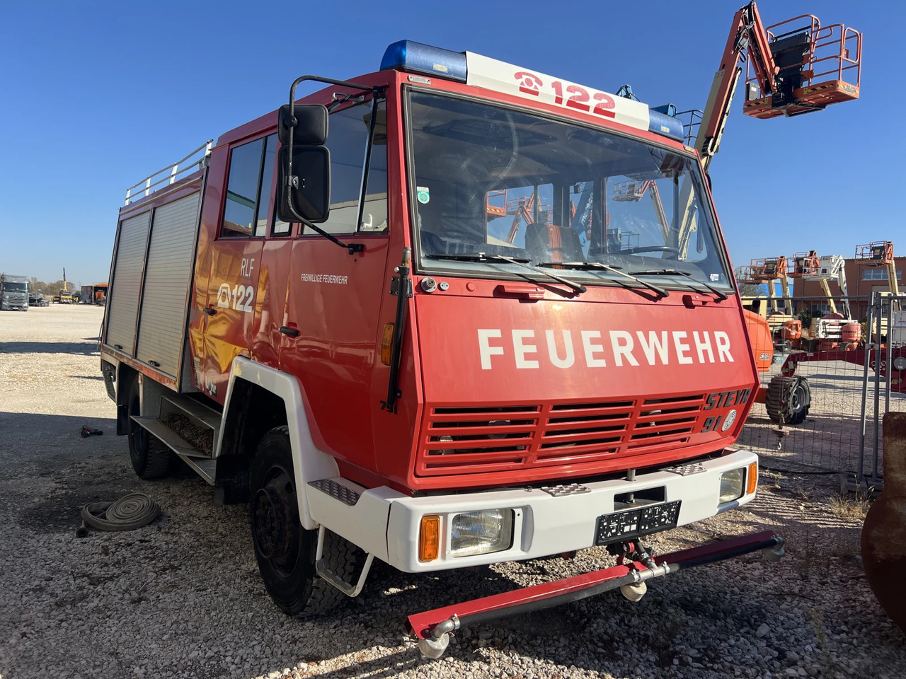 Steyr 791 4х4, 27000 км.Водоноска, FEUERWEHR, - Fire truck: picture 1 Steyr 791 4х4, 27000 км.Водоноска, FEUERWEHR, - Fire truck: picture 1