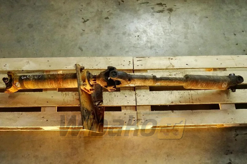 Case - Drive shaft for Construction machinery: picture 1 Case - Drive shaft for Construction machinery: picture 1
