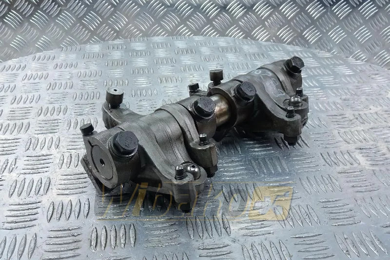 Caterpillar C13 4441211/385-5385/458-2974/240-8307/242-7418 - Cylinder head for Construction machinery: picture 1 Caterpillar C13 4441211/385-5385/458-2974/240-8307/242-7418 - Cylinder head for Construction machinery: picture 1