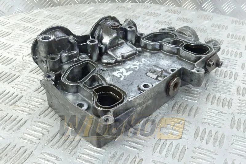 Deutz 04299501 - Oil cooler for Construction machinery: picture 1 Deutz 04299501 - Oil cooler for Construction machinery: picture 1