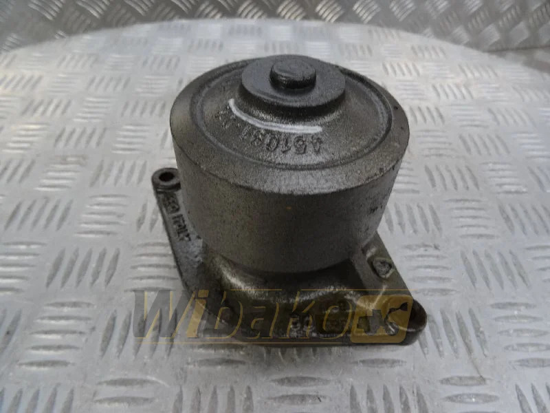 Iveco 451031/02 - Water pump: picture 1 Iveco 451031/02 - Water pump: picture 1