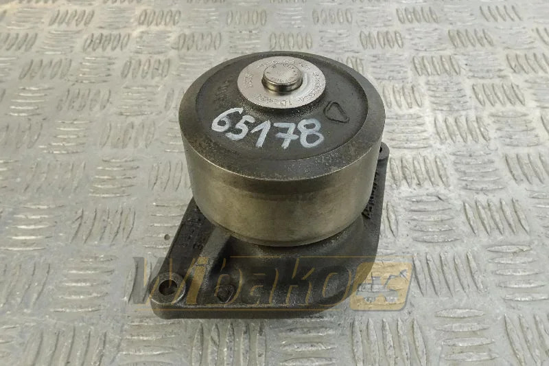 Iveco 504062854 - Water pump: picture 1 Iveco 504062854 - Water pump: picture 1