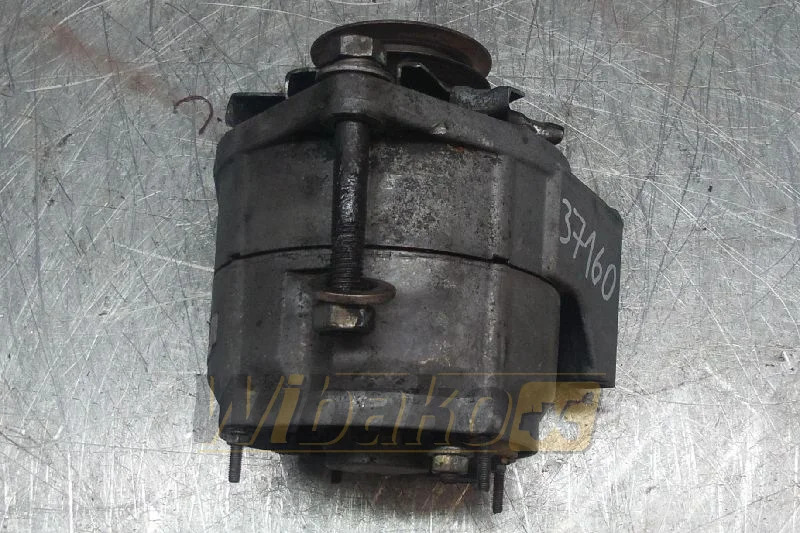 Komatsu S6D105-1 - Alternator for Construction machinery: picture 1 Komatsu S6D105-1 - Alternator for Construction machinery: picture 1