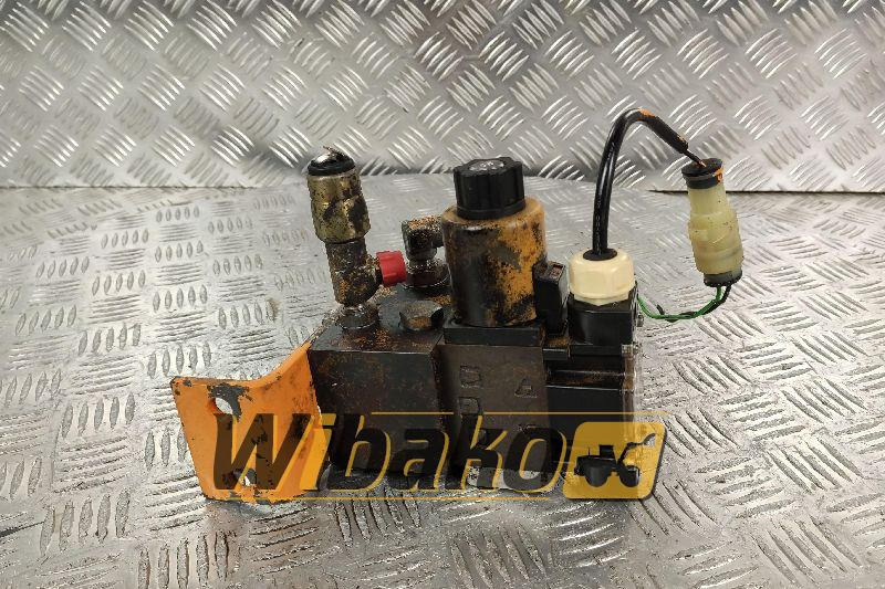Valves set Danfoss SS-G01-A3X-GR-D2-20 - Hydraulic valve for Construction machinery: picture 1 Valves set Danfoss SS-G01-A3X-GR-D2-20 - Hydraulic valve for Construction machinery: picture 1