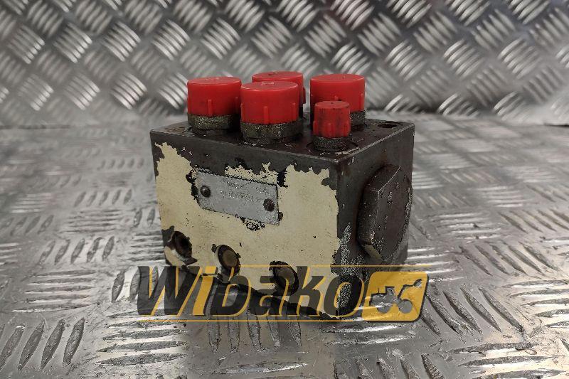 Valves set Mecalac AZ150 7784900114 - Hydraulic valve for Construction machinery: picture 1 Valves set Mecalac AZ150 7784900114 - Hydraulic valve for Construction machinery: picture 1