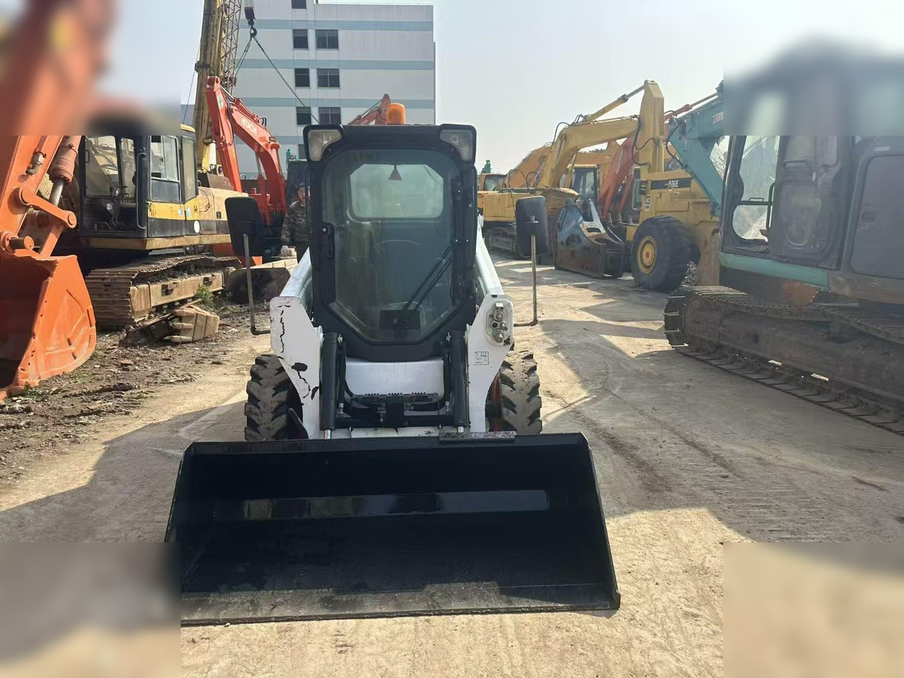 BOBCAT S550 - Skid steer loader: picture 1 BOBCAT S550 - Skid steer loader: picture 1
