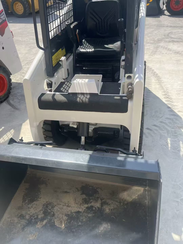 Skid steer loader BOBCAT S70: picture 16 Skid steer loader BOBCAT S70: picture 16