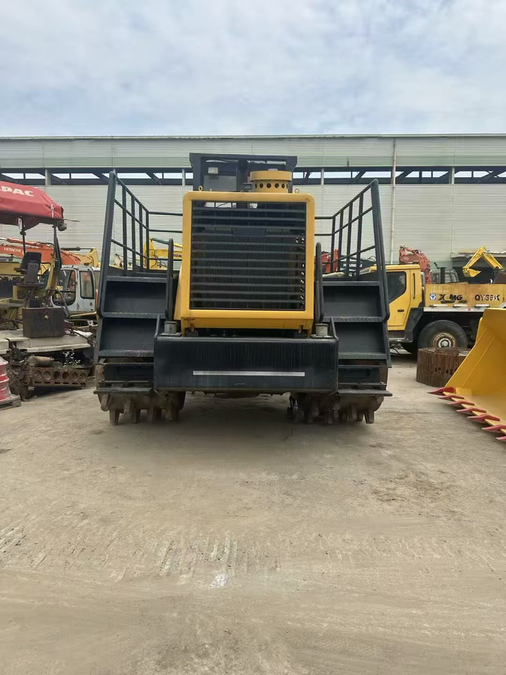 CATERPILLAR 6G - Compactor: picture 3 CATERPILLAR 6G - Compactor: picture 3