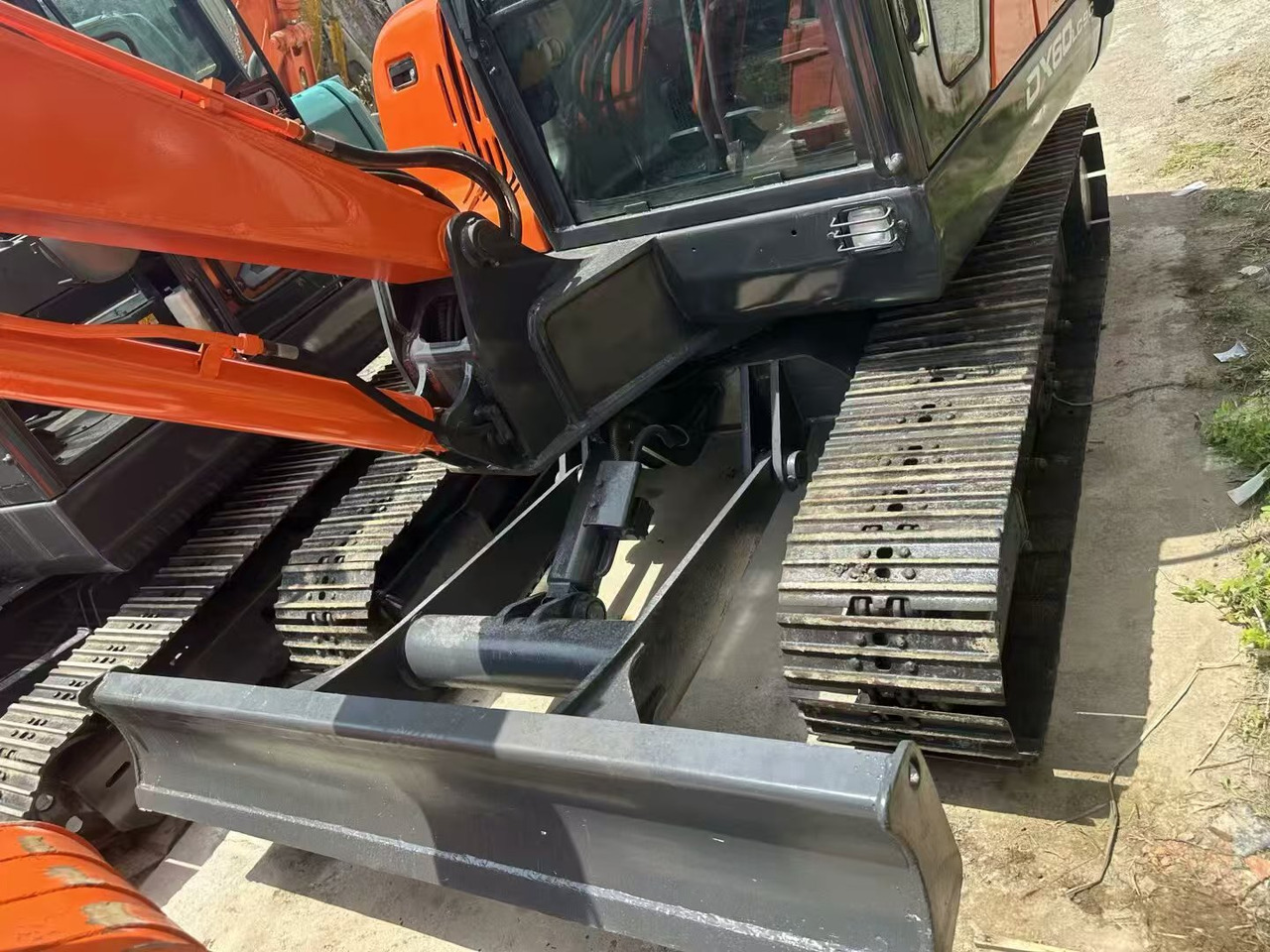 DOOSAN DX60 - Crawler excavator: picture 3 DOOSAN DX60 - Crawler excavator: picture 3