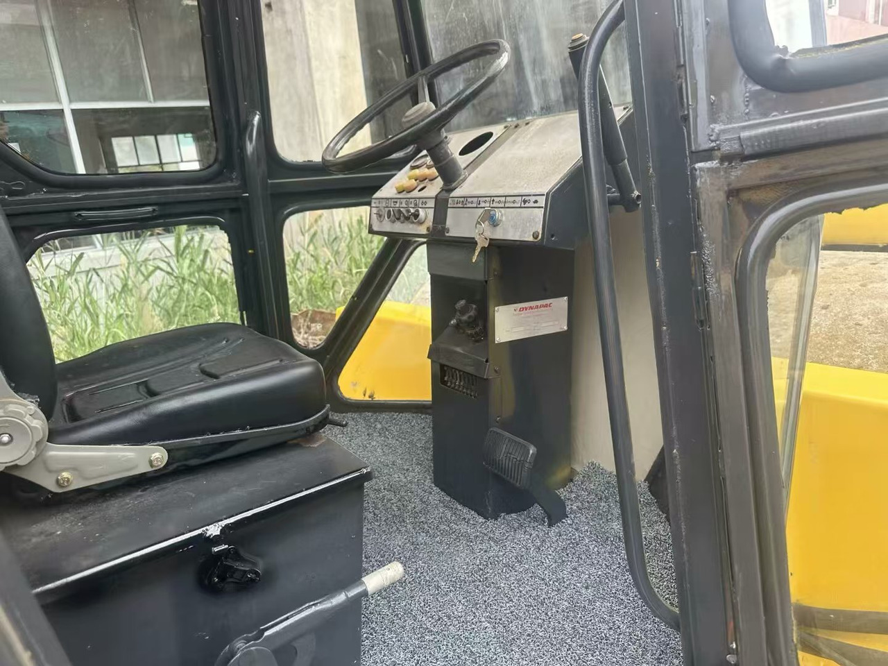 DYNAPAC CA30D - Wheel loader: picture 4 DYNAPAC CA30D - Wheel loader: picture 4