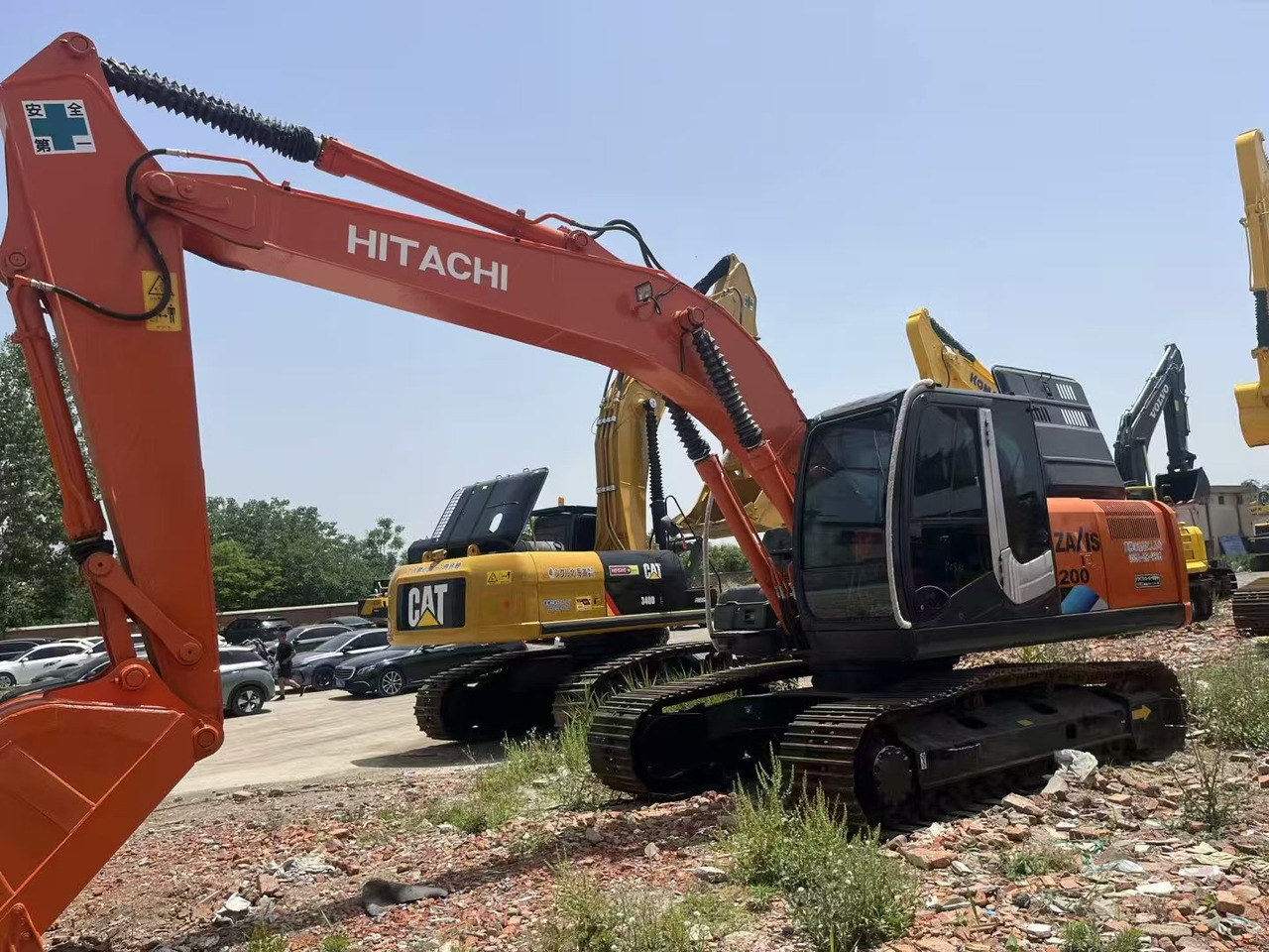 HITACHI ZX200 - Crawler excavator: picture 4 HITACHI ZX200 - Crawler excavator: picture 4