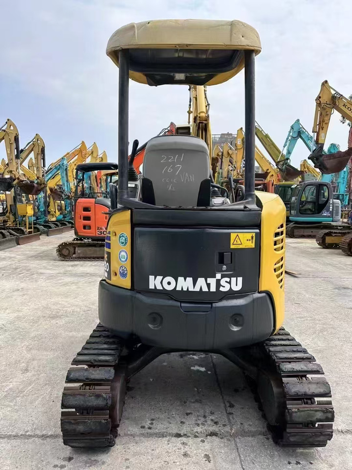 KOMATSU 2-ton - Mini excavator: picture 2 KOMATSU 2-ton - Mini excavator: picture 2