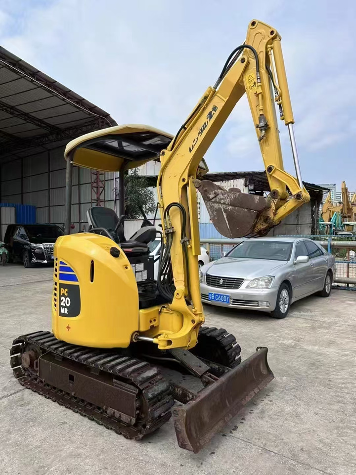 KOMATSU 2-ton - Mini excavator: picture 4 KOMATSU 2-ton - Mini excavator: picture 4