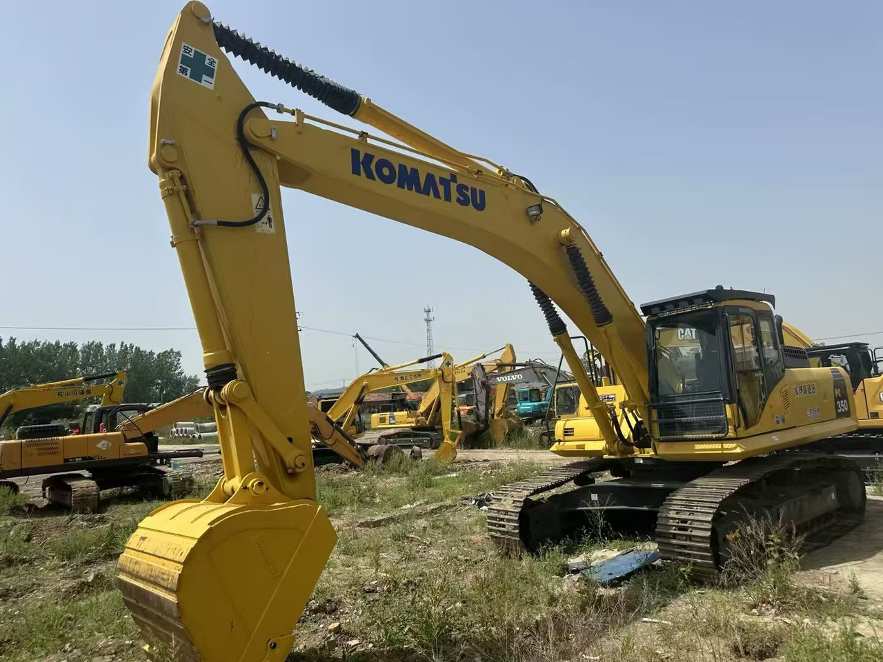 Lease a KOMATSU 350 KOMATSU 350: picture 17