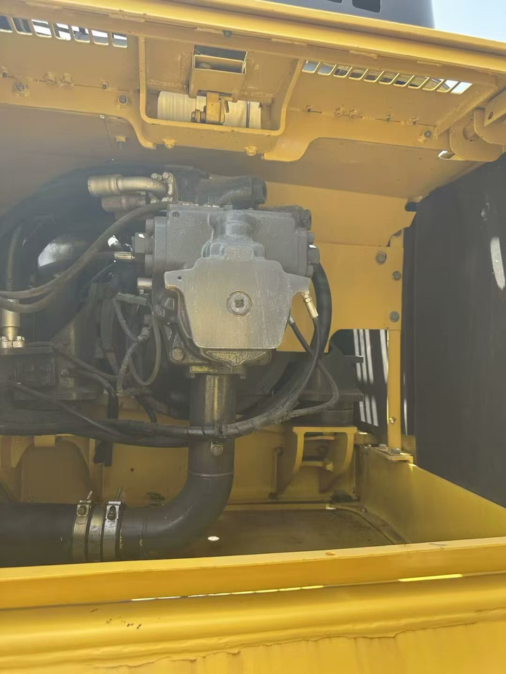 Lease a KOMATSU 350 KOMATSU 350: picture 10