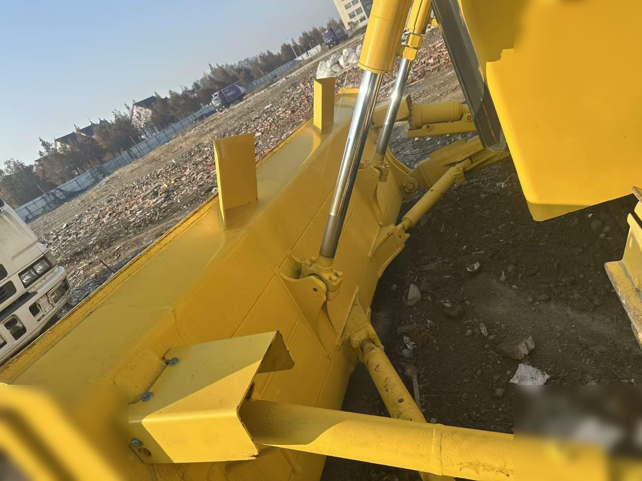 Bulldozer KOMATSU D85EX-18: picture 6