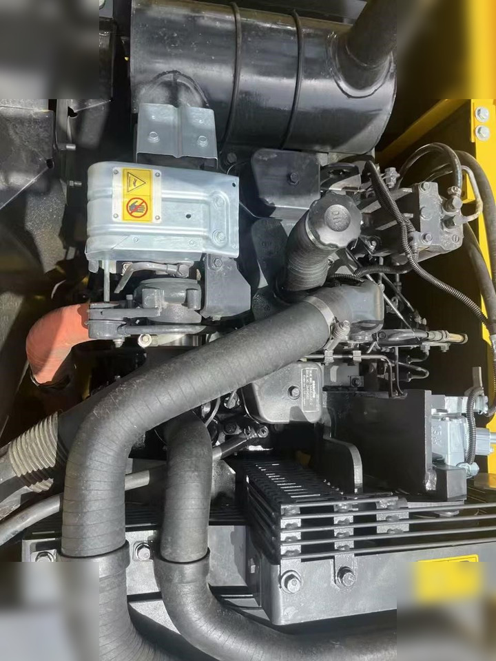 Crawler excavator KOMATSU PC160 LC-7: picture 7