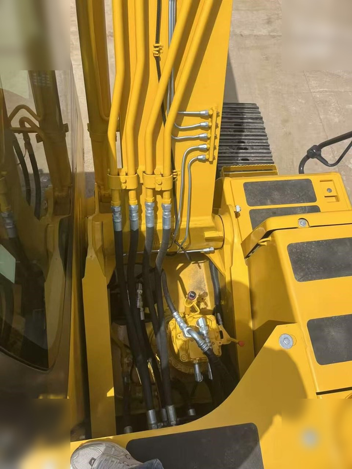 Crawler excavator KOMATSU PC160 LC-7: picture 14