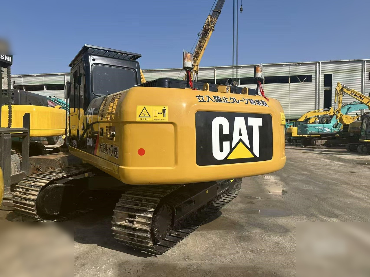 KOMATSU PC300-7 - Crawler excavator: picture 4 KOMATSU PC300-7 - Crawler excavator: picture 4