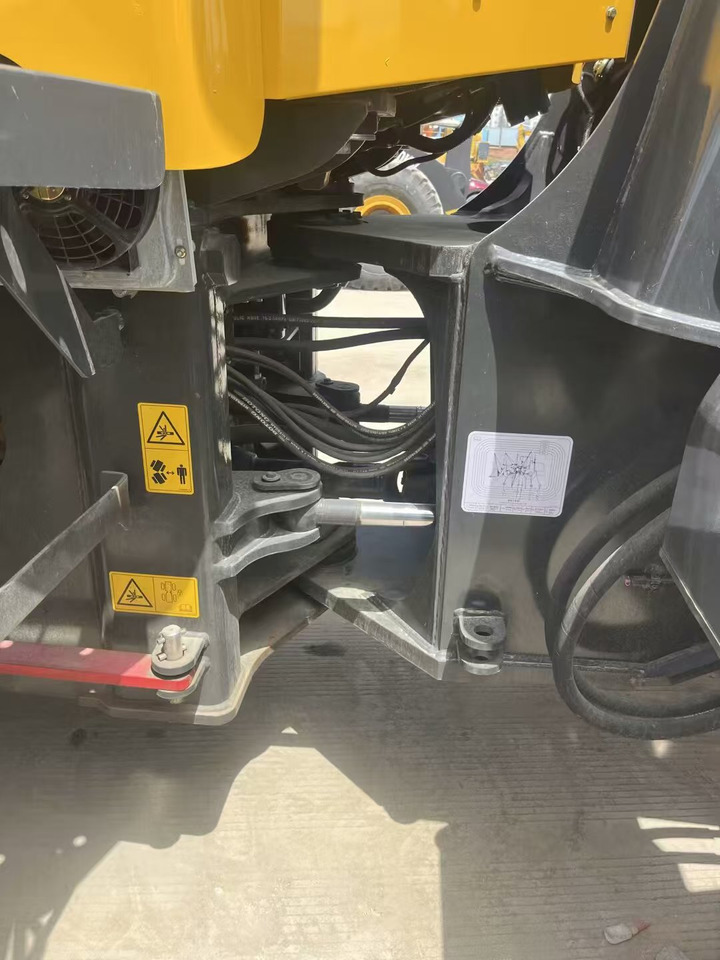 Wheel loader SDLG 956l: picture 10