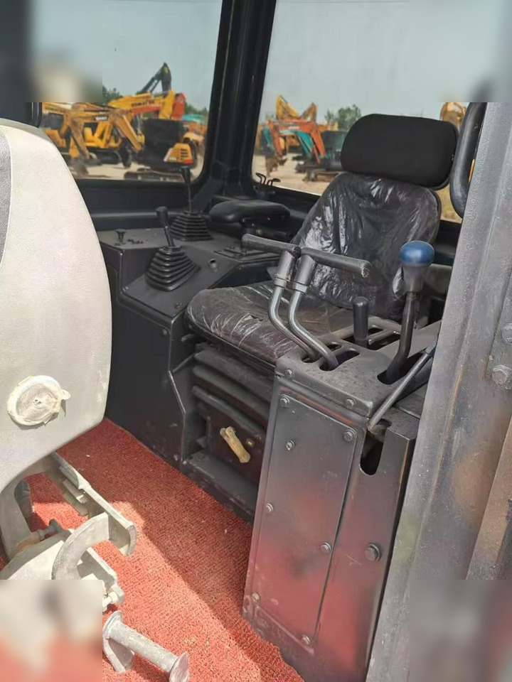 Bulldozer SHANTUI SD22: picture 8 Bulldozer SHANTUI SD22: picture 8