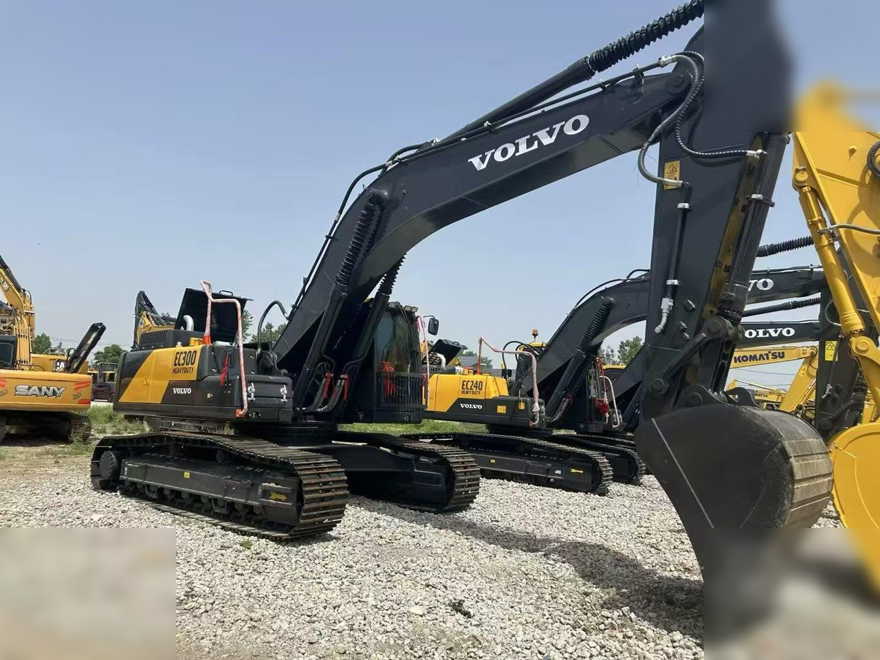 VOLVO EC300 - Crawler excavator: picture 1 VOLVO EC300 - Crawler excavator: picture 1