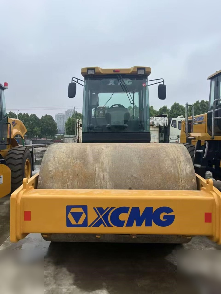 Compactor XCMG XS223J: picture 13