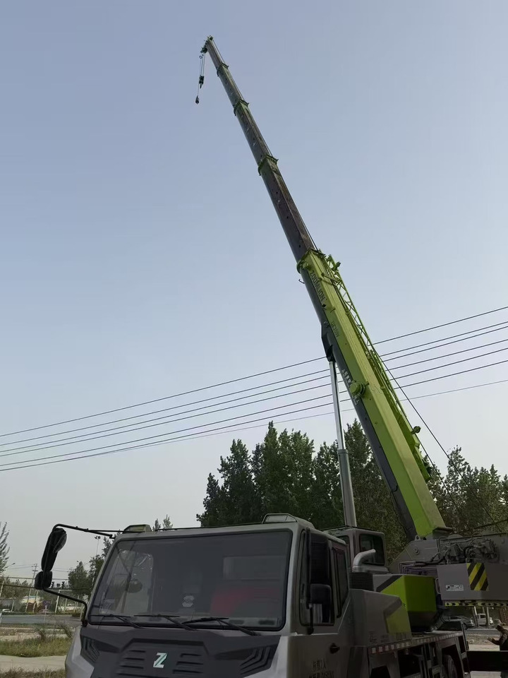 Zoomlion 35-ton - Mobile crane: picture 2 Zoomlion 35-ton - Mobile crane: picture 2